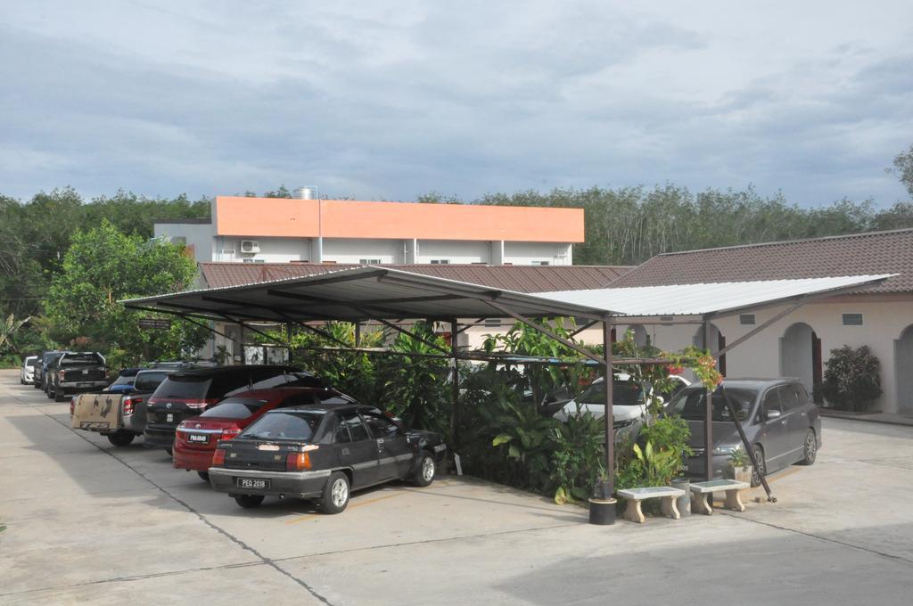Banana Resort Sadao Extérieur photo